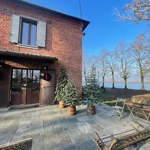  Farm stay La Finestra Sul Po -