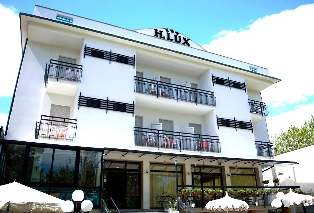 Hotel Lux Cesenatico 3*,