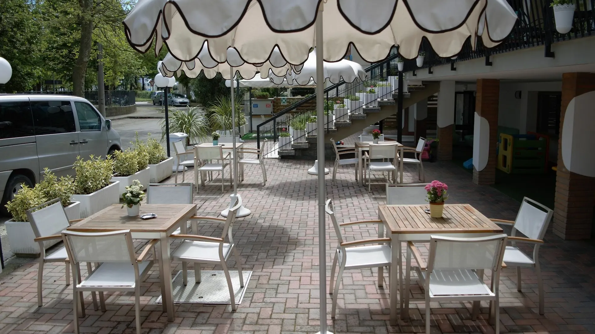 Hotel Lux Cesenatico Italy