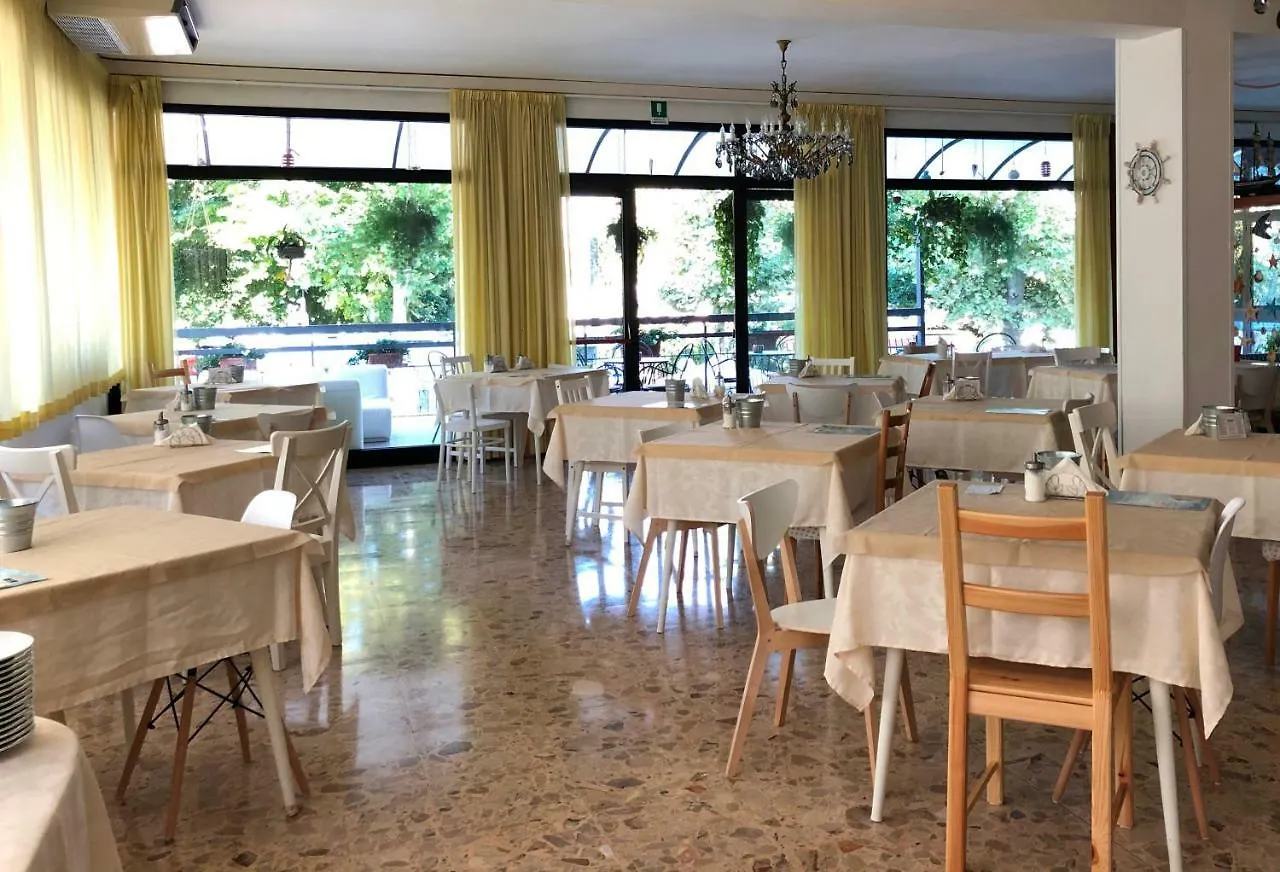 Hotel Lux Cesenatico 3*,  Italy